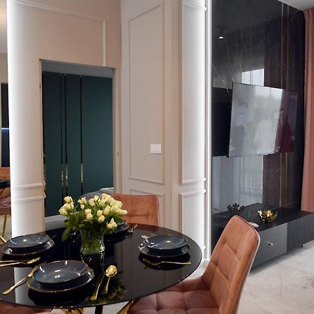 Coco Elite Apartments Zator Bagian luar foto