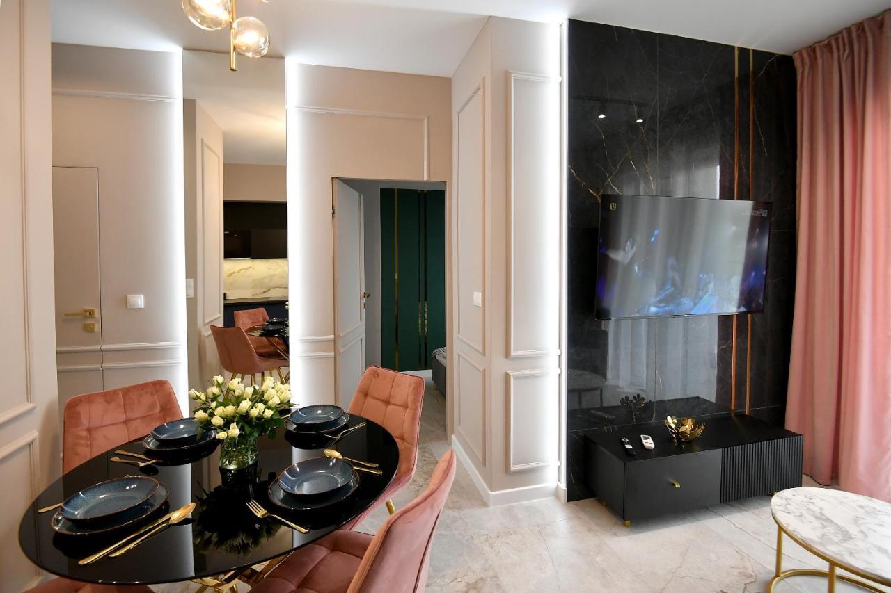 Coco Elite Apartments Zator Bagian luar foto