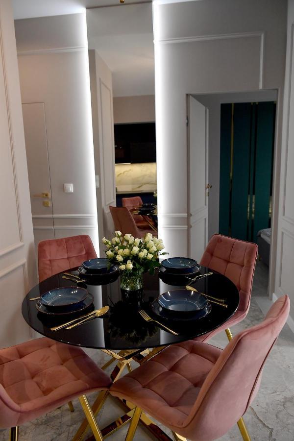 Coco Elite Apartments Zator Bagian luar foto