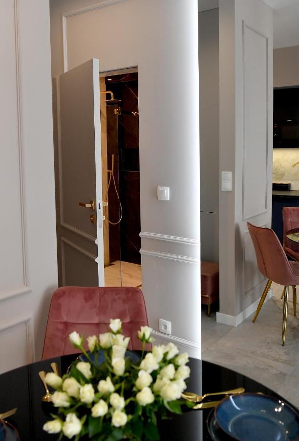 Coco Elite Apartments Zator Bagian luar foto