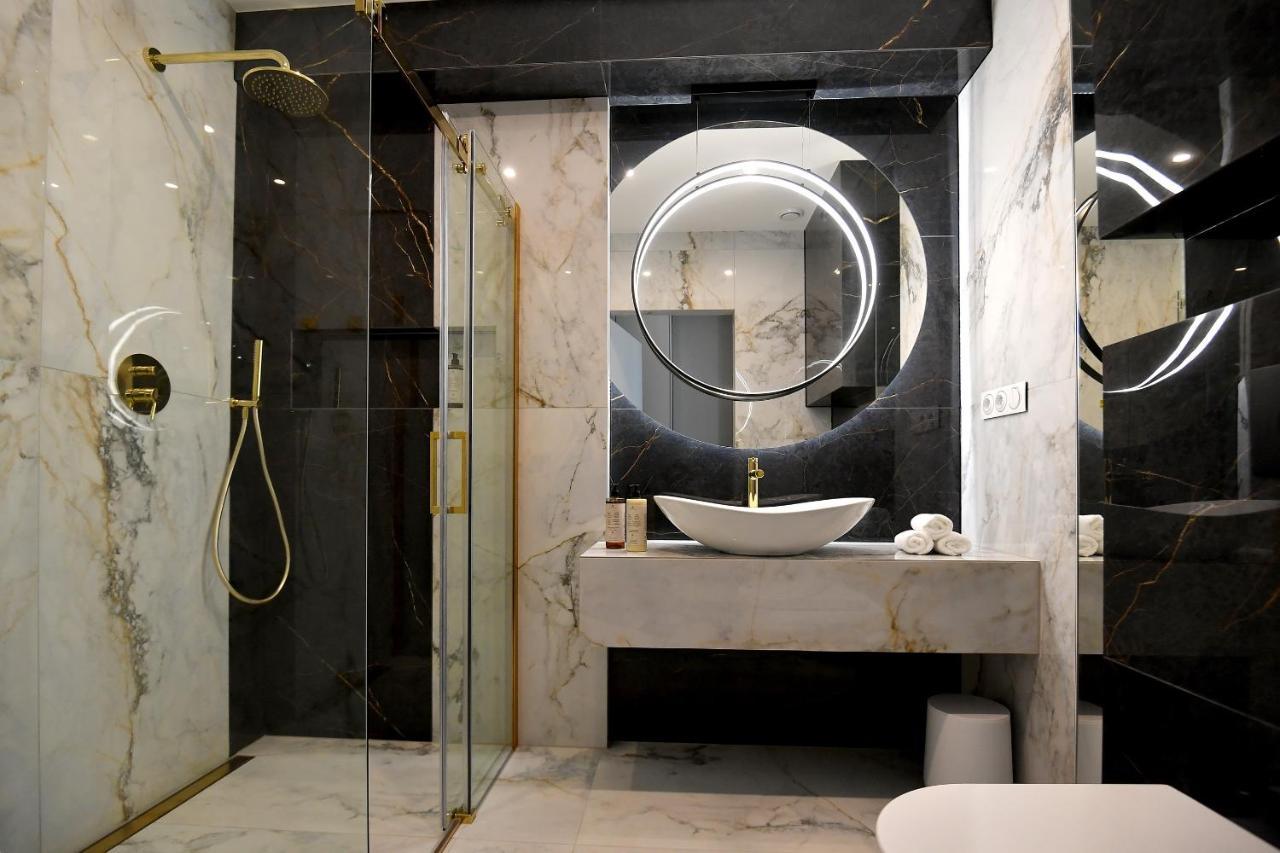 Coco Elite Apartments Zator Bagian luar foto
